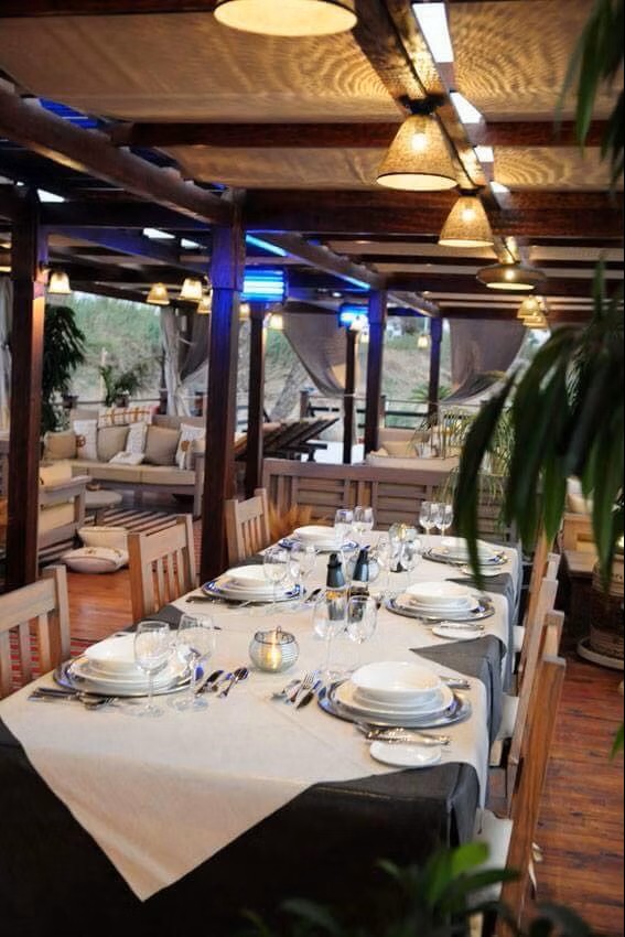 Upper Deck Restaurant