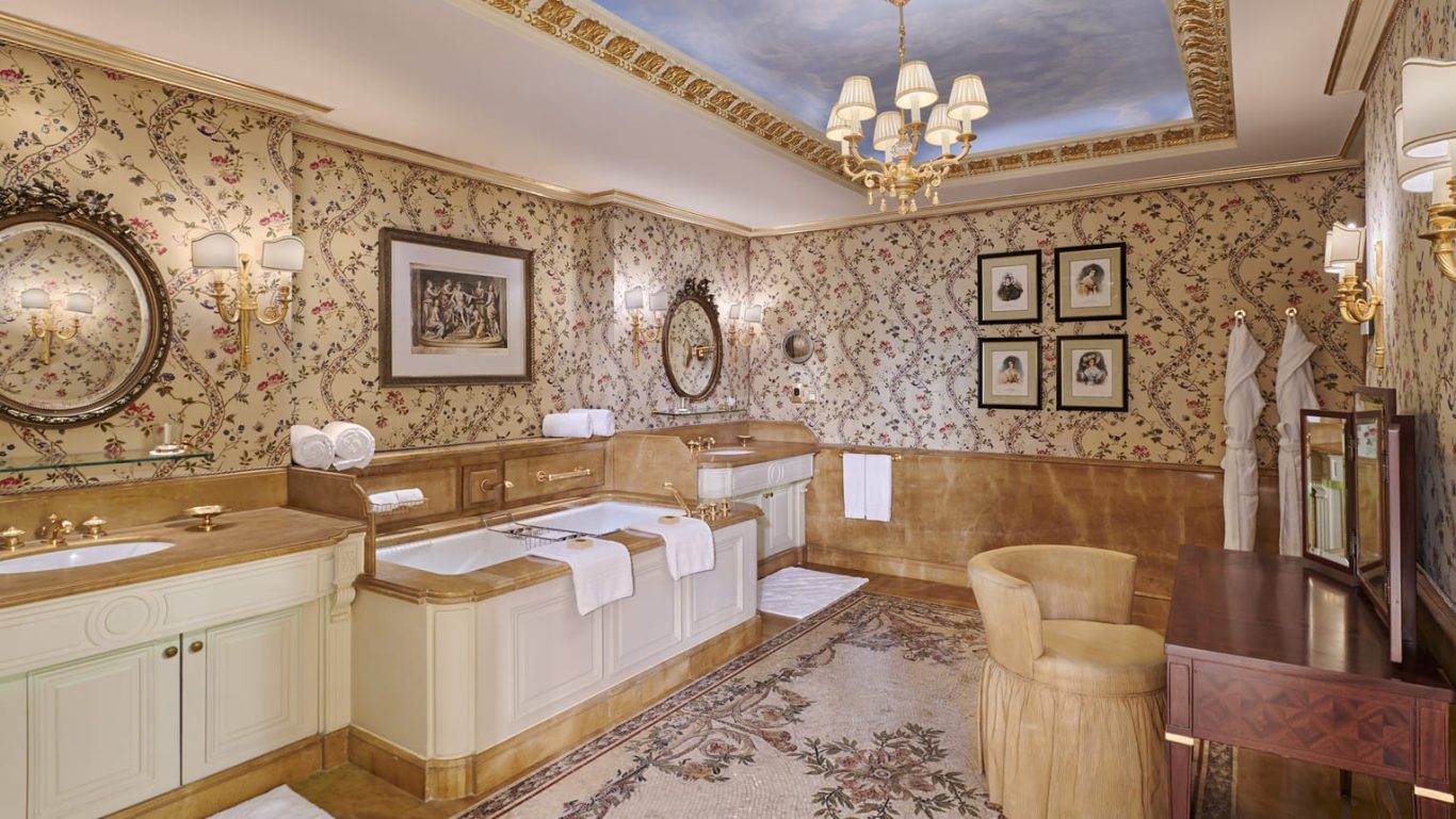Presidential Suite Bathroom