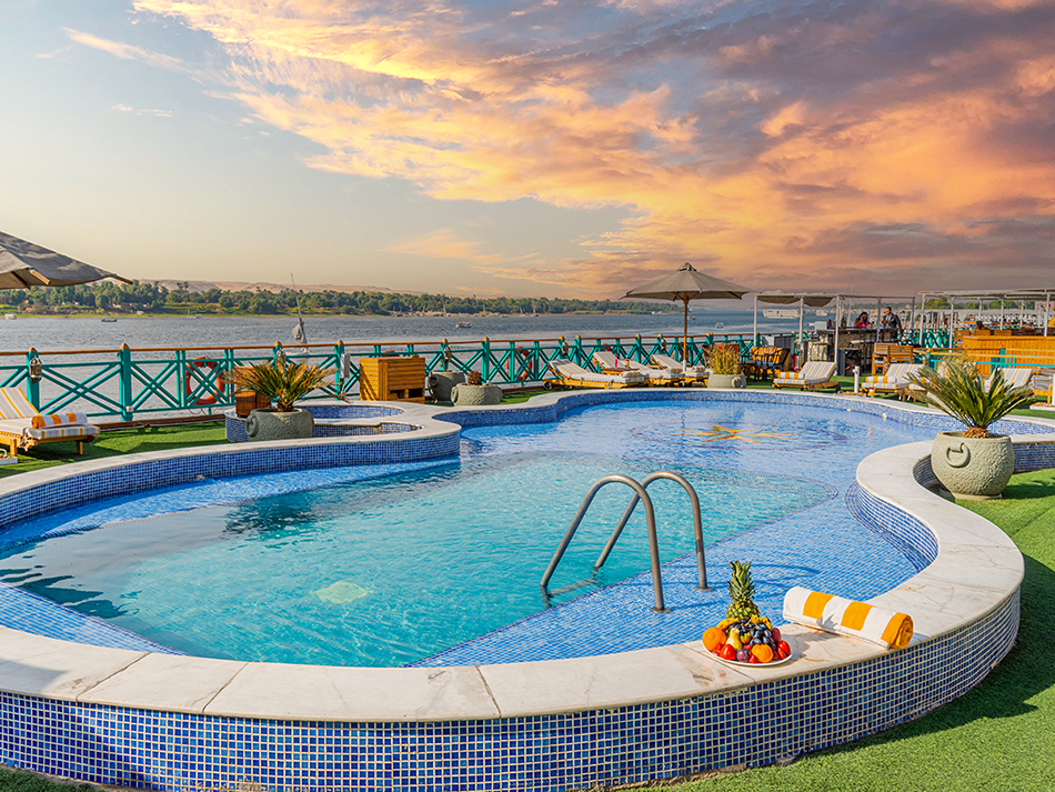 Sun Deck Pool
